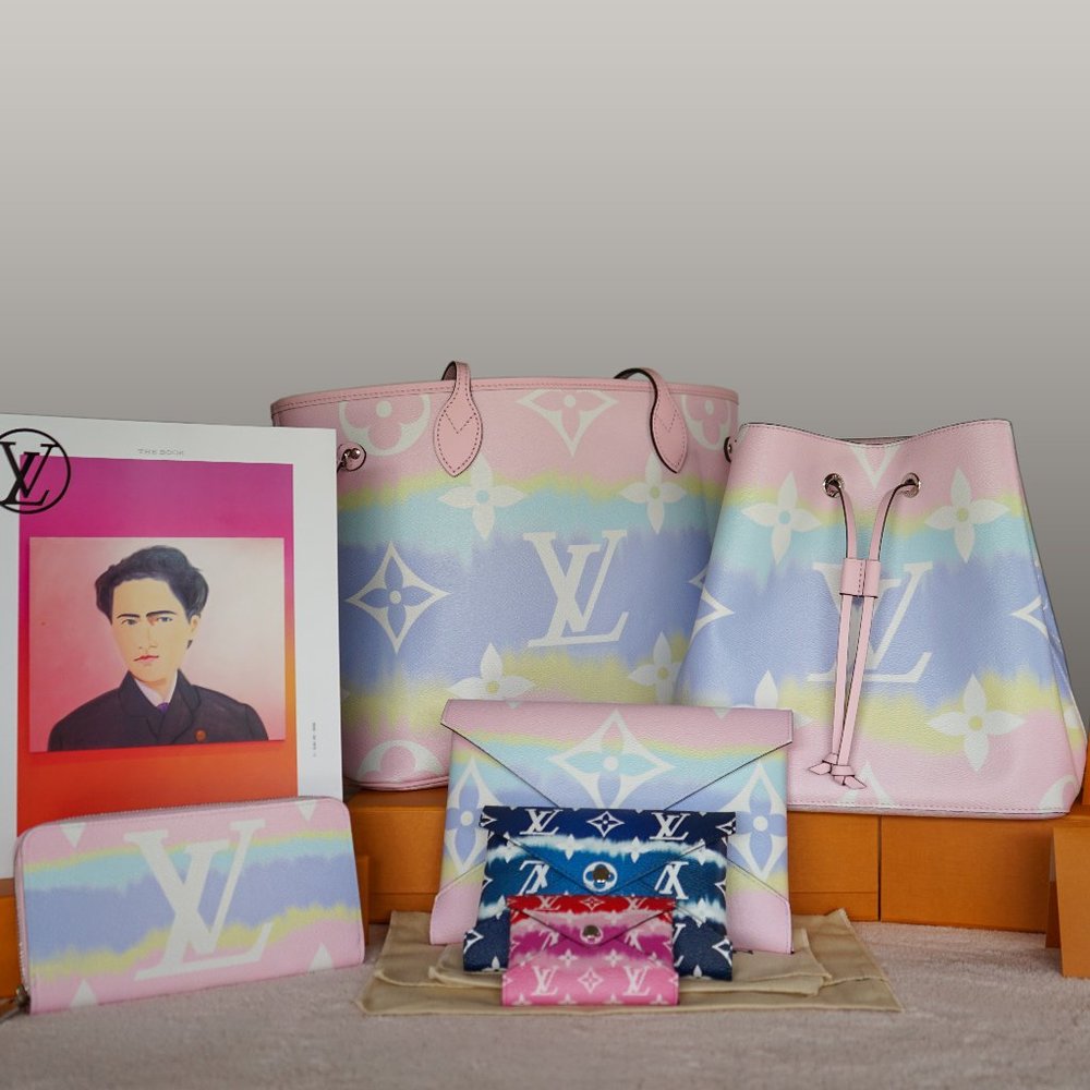 Louis Vuitton’s LV Escale collection *NEW